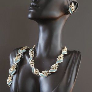 Vintage Coro-style jewelry set
